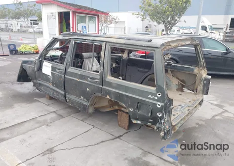 1998 Jeep Cherokee Classic/Sport from USA, damaged, VIN 1J4FJ68S8WL194570